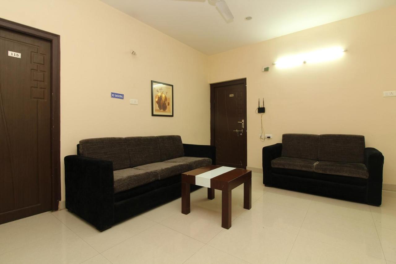 Namo Suites Haydarabad Dış mekan fotoğraf