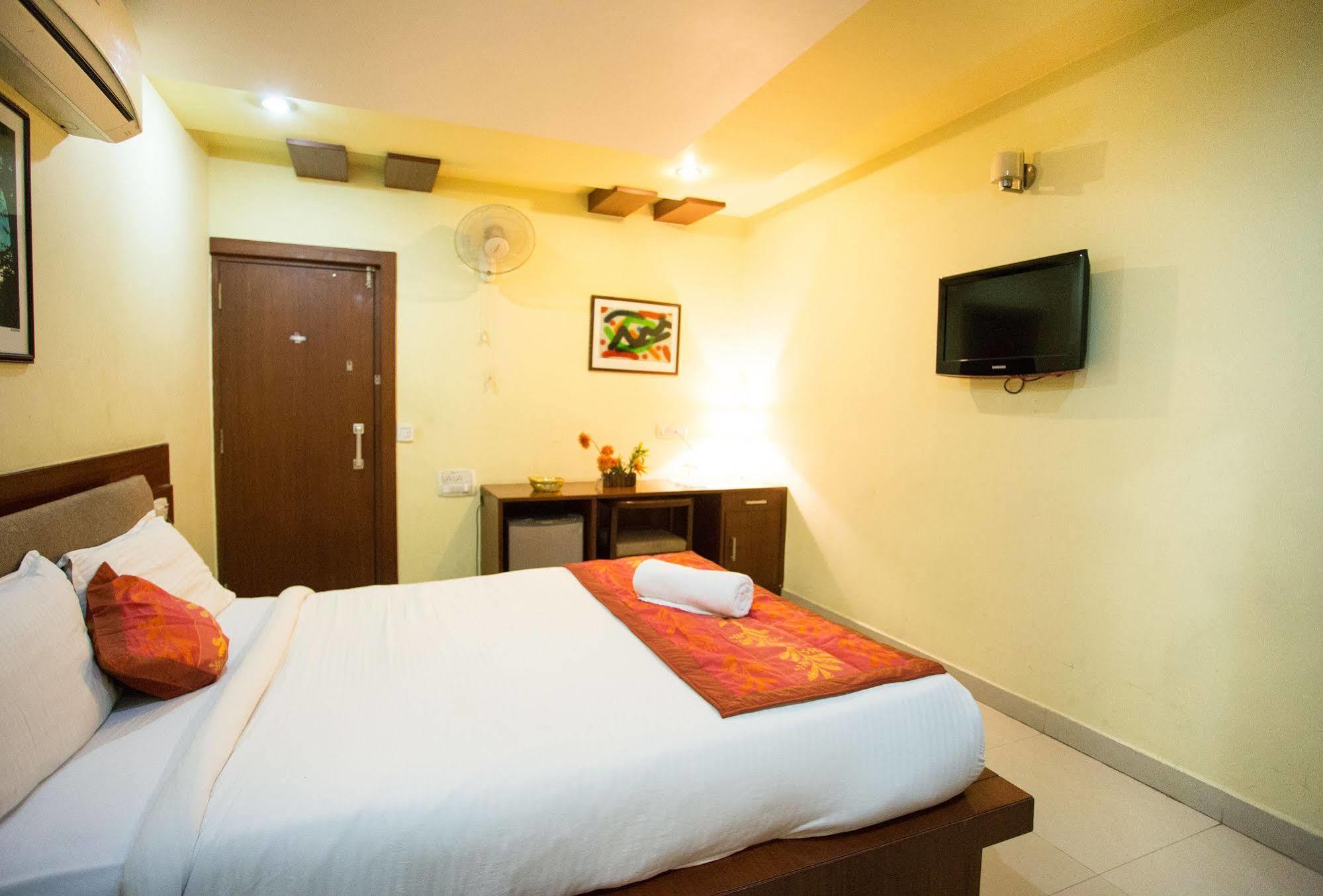 Namo Suites Haydarabad Dış mekan fotoğraf
